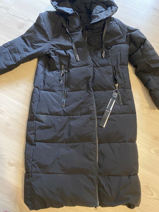 Зимовий пуховик теплий