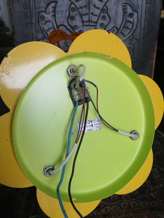 candeiro de teto de crianaça , ver fotos