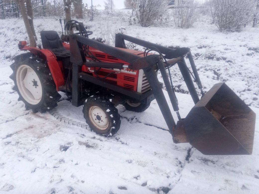 Traktorek ogrodowy Shibaura P17F ładowacz czołowy tur 4x4