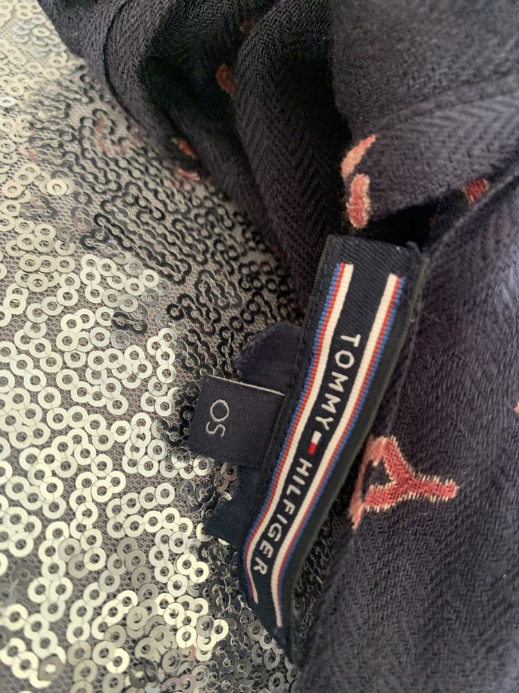 Tommy Hilfiger chusta komin rozm ok 100/100