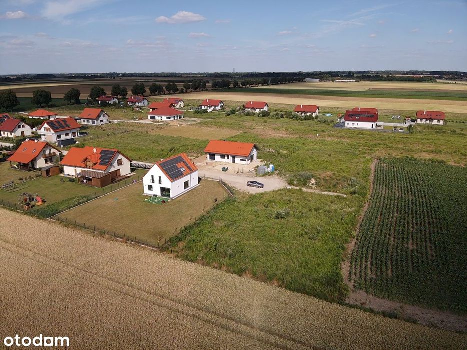 Działka budowlana 1350 m² – Sadowice k. Wrocławia, media