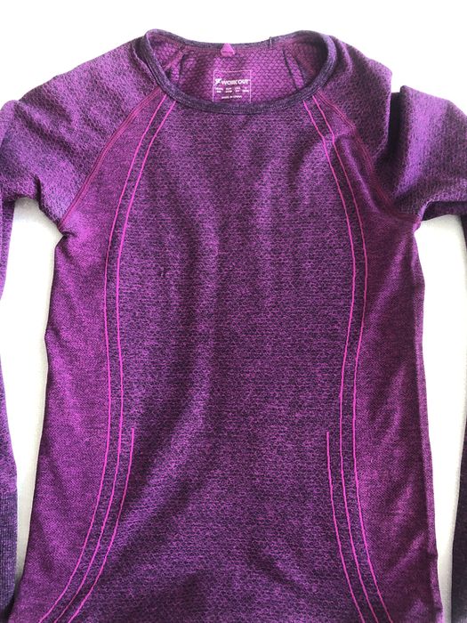 Purpurowa koszulka sportowa damska