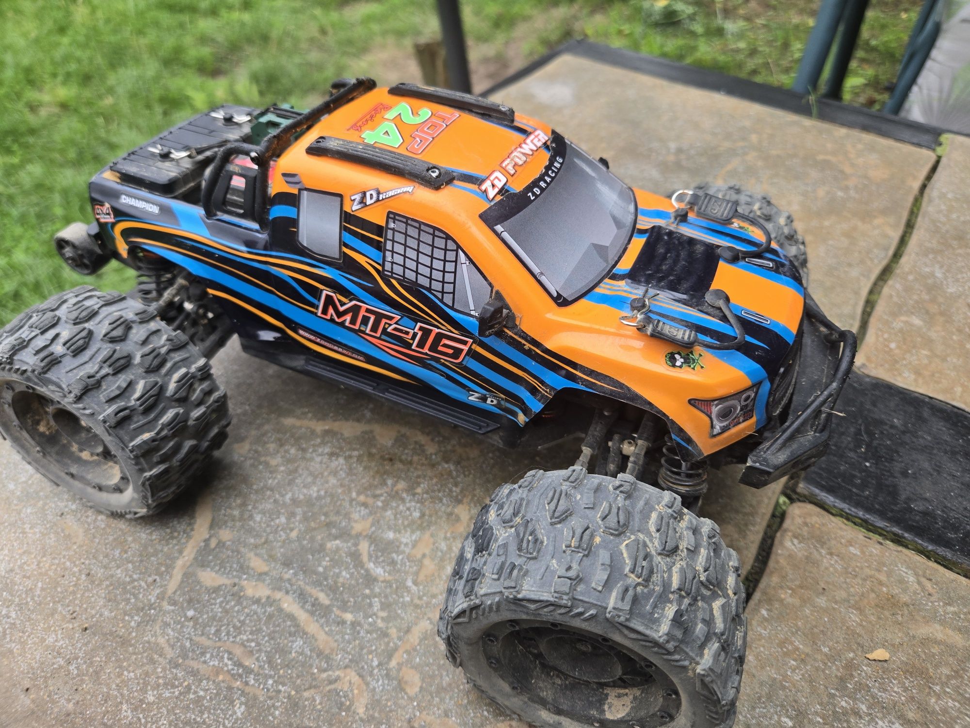 RC Car, model RC. Zd-racing mt-16. Auto zdalnie sterowane.