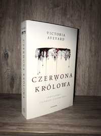 „Czerwona królowa” Victoria Aveyard