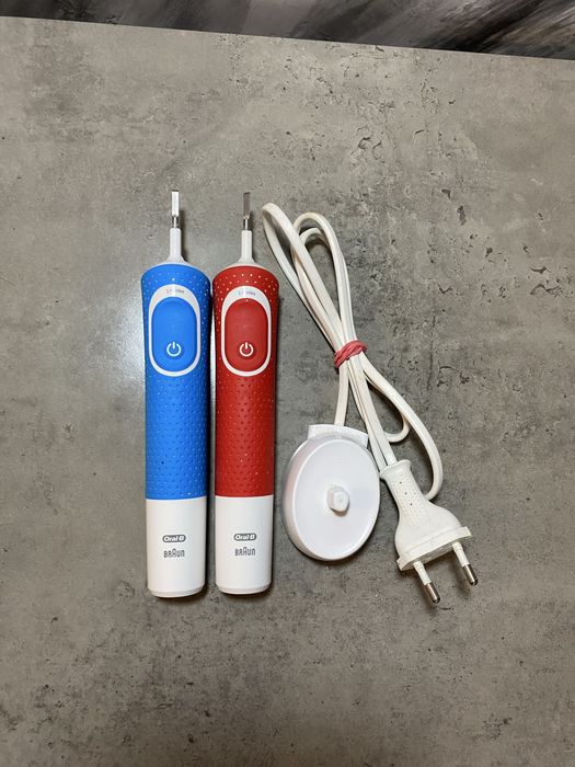 Зубні елекрощітки Oral-B Braun (без насадок)
