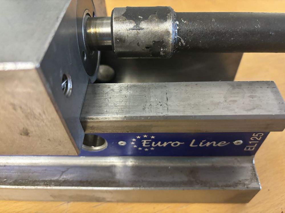 Imadło precyzyjne hydrauliczne marki HILMA EL 125 euroline