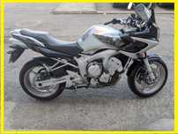 Yamaha FZS 600 RJ07 negociável