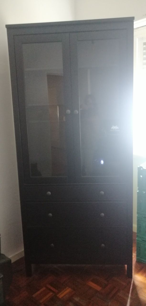 MóMóvel IKEA - 3 gavetas, portas vidro