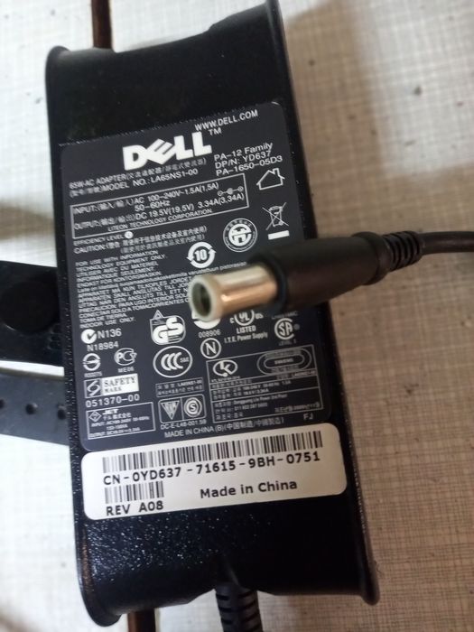 Zasilacz dell 19,5v  3,34a sprawny