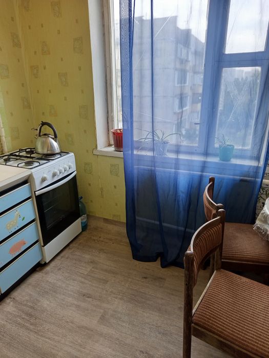 Здам двокімнатну квартиру на Воскресенці біля Епіцентру. Метро 10 хв.