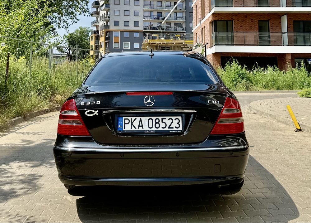 Mercedes-Benz E320 3.2 CDI * Automat * 2005 * Klima * Skóry * Alu