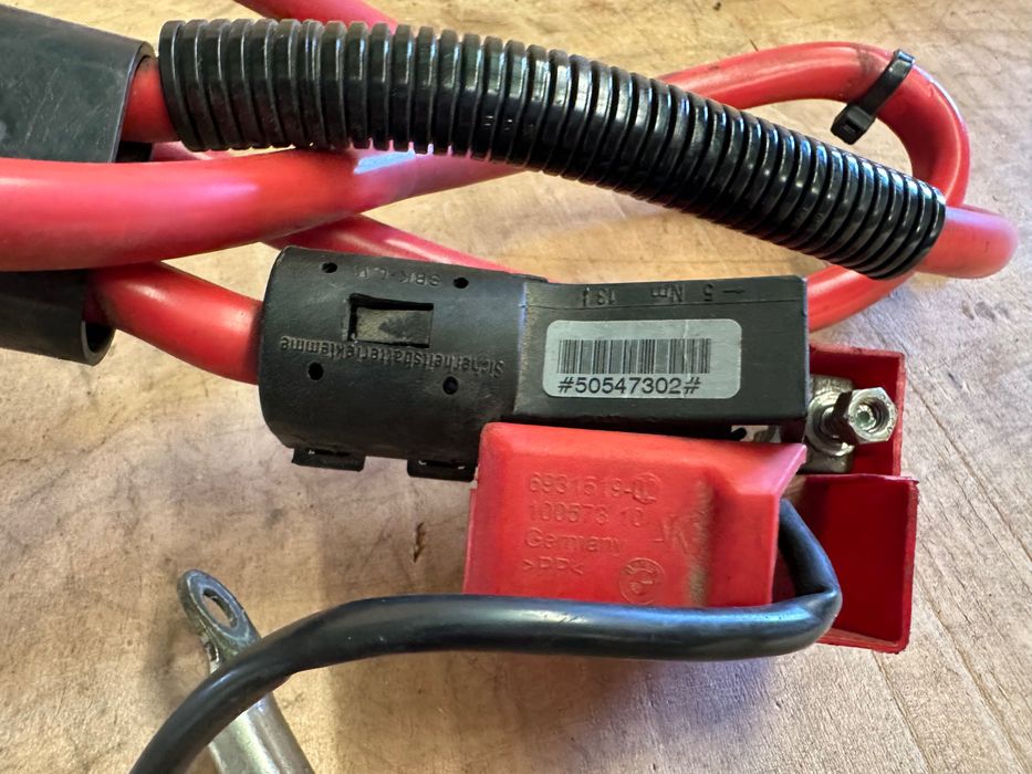 Cabo Positivo da Bateria BMW E60 E61 520D 525D 530D 5054.7302