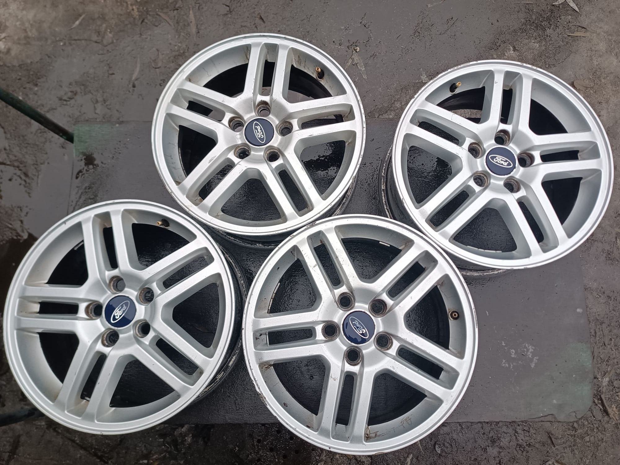 Alufelgi 16 Ford Focus Mondeo Kuga Cmax Tourneo Connect 5x108