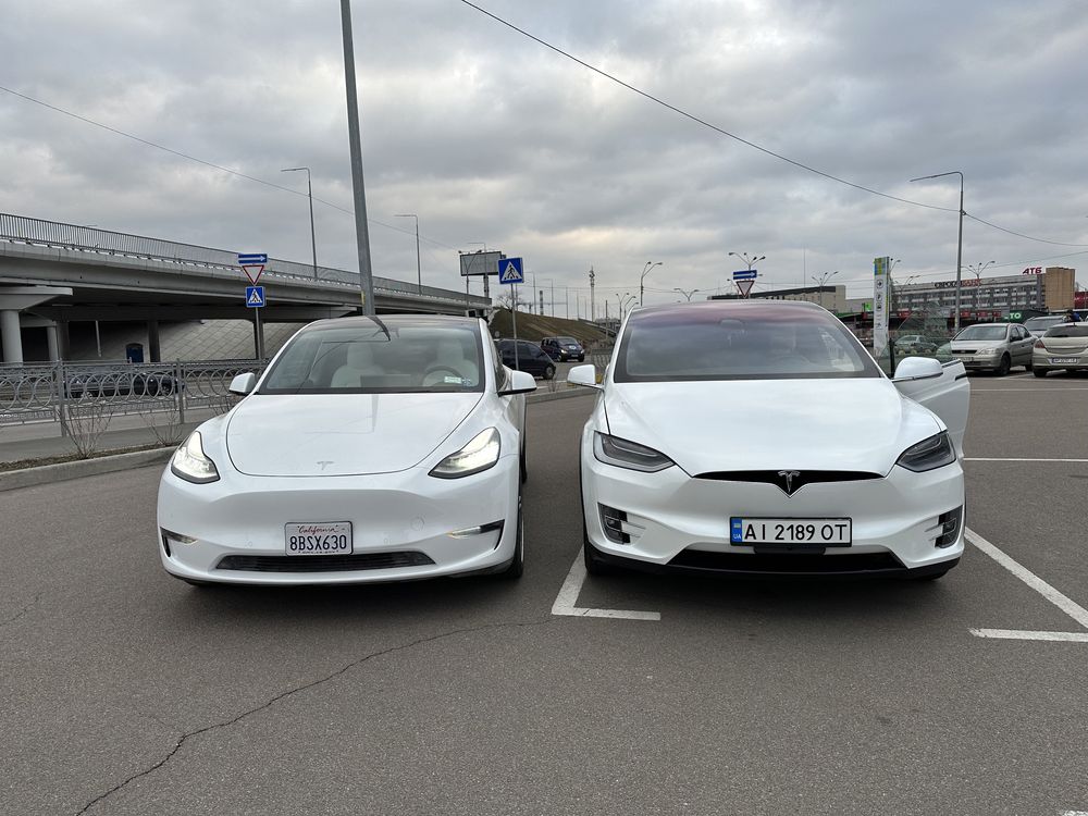 Аренда оренда прокат електро электромобилей tesla s x y 3 e-golf bmw i