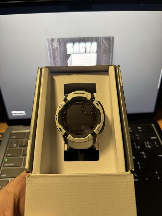 Смарт-годинник Garmin Instinct 2X Solar 51мм білий