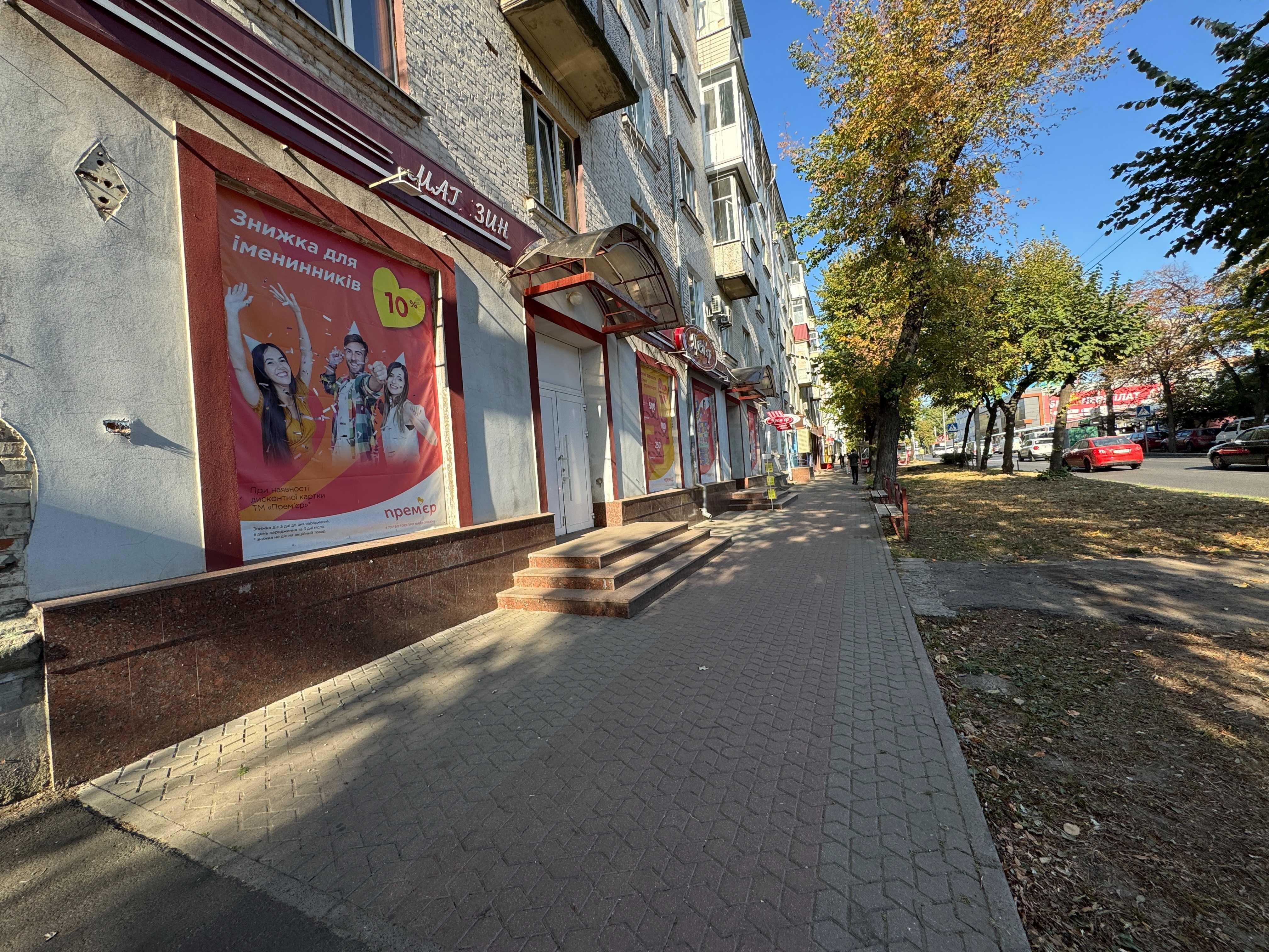 Оренда приміщення в центрі навпроти ринку