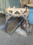 Підрамник на мерседес ванео