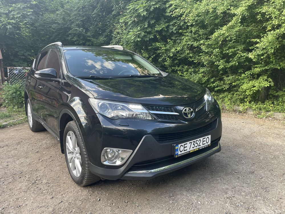 Rav 4 2013 у відмінному стані