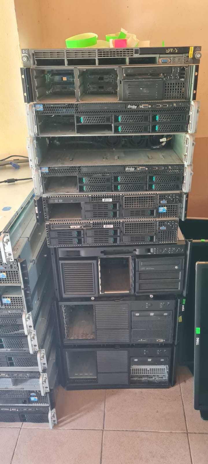 Komputery monitory serwery