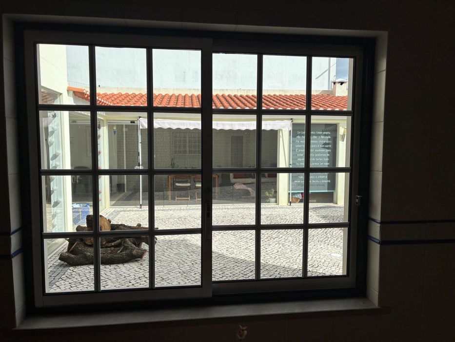Janela de alumínio