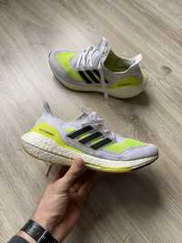 Кросівки для бігу Adidas Ultraboost 21