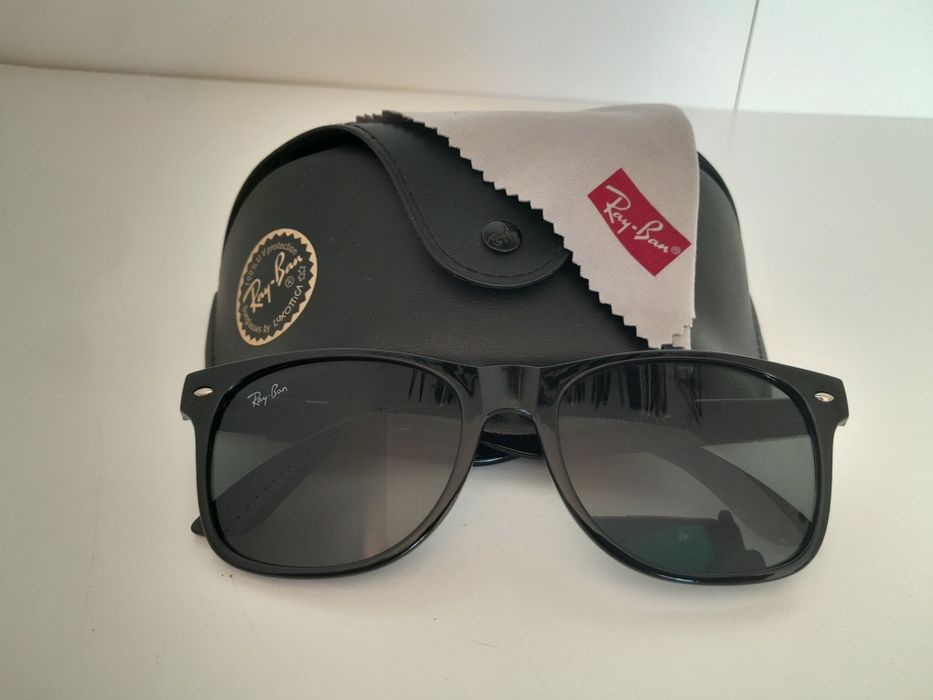 Óculos de sol Rayban 8020