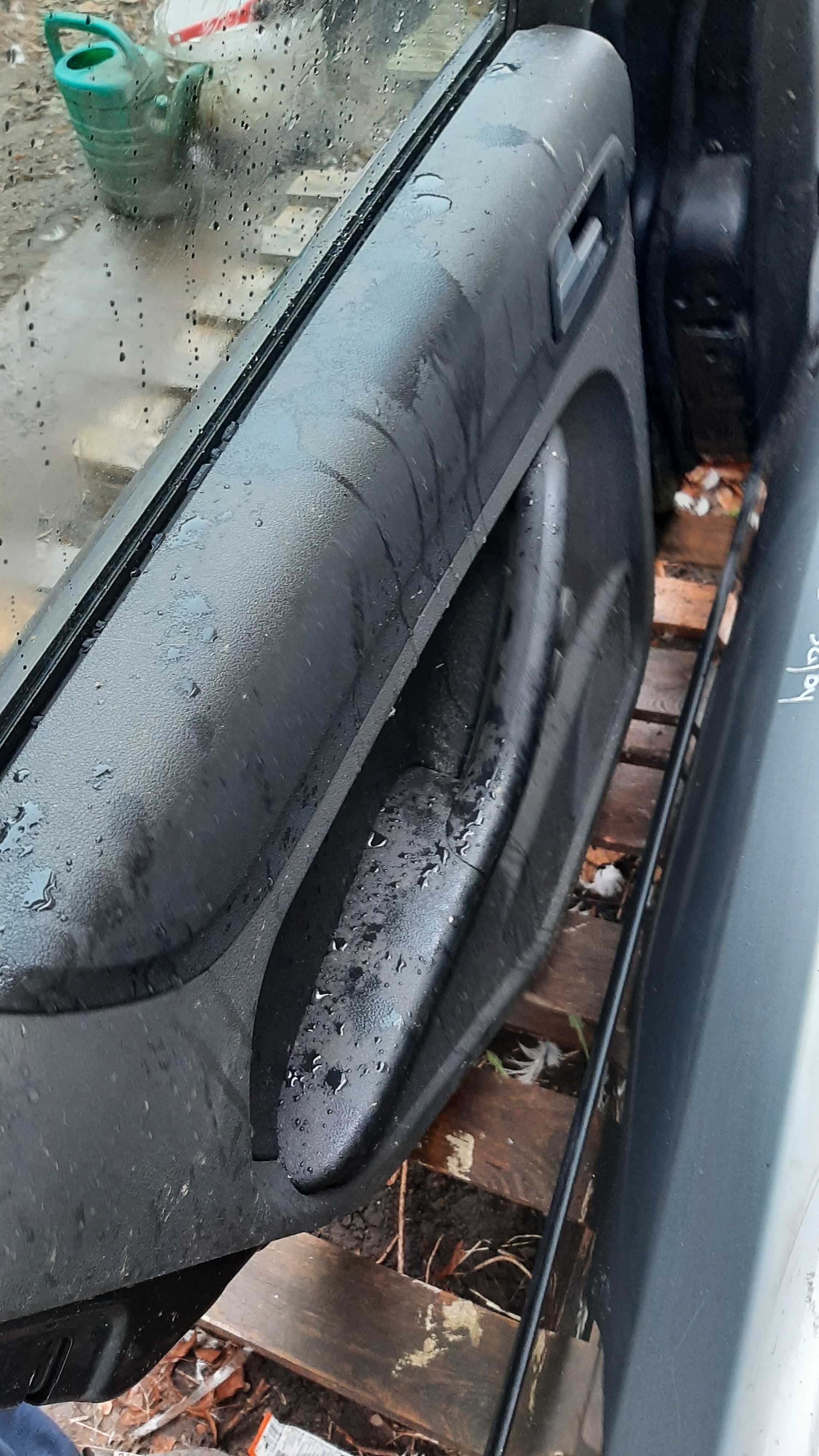 lak. DA3  Ford Focus mk2 hatchback drzwi lewe przód lub tył