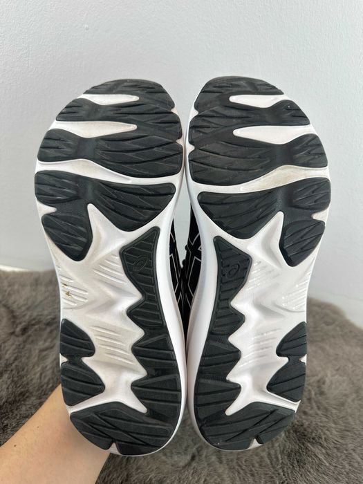 Buty męskie sportowe czarne Asics Jolt 5 44