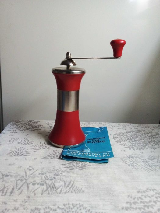 Мельница ручная для кофе и специй с регулировкой помола