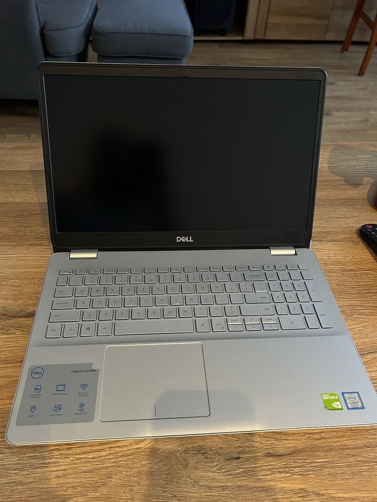 Dell inspirion P85F001