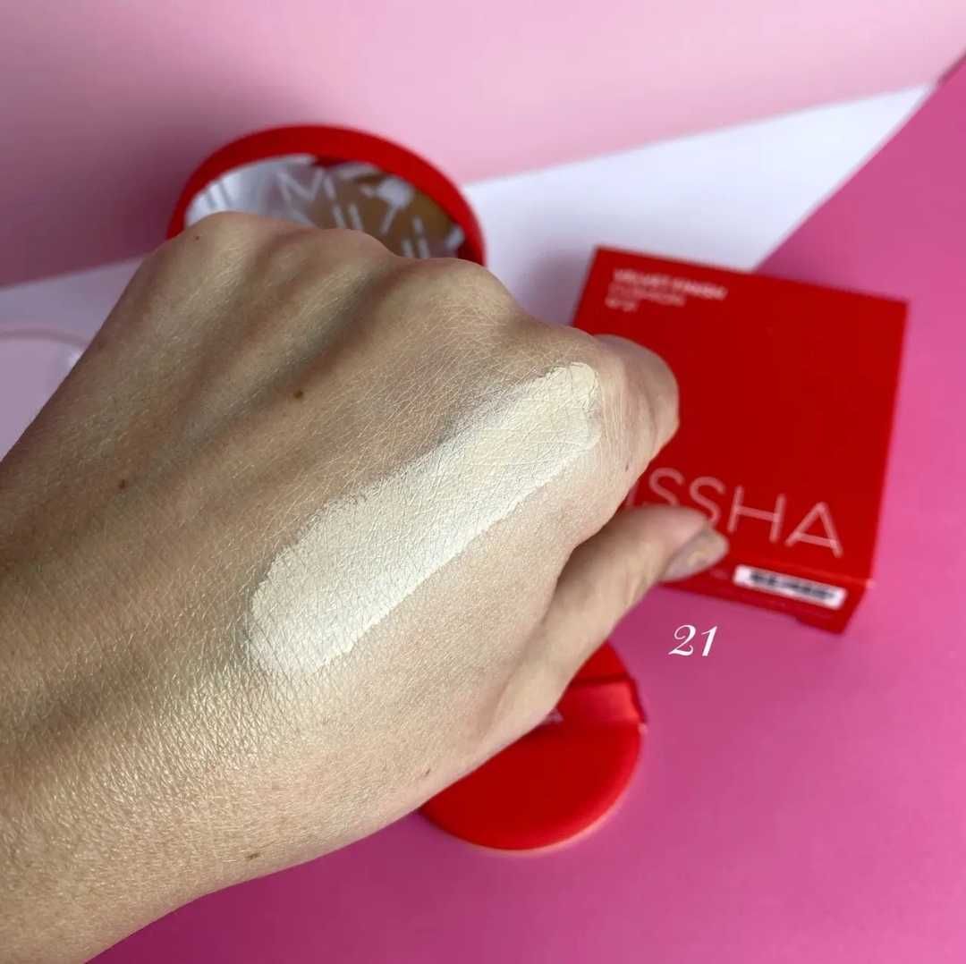 Тональний кушон з матовим фінішем missha velvet finish cushion spf50+