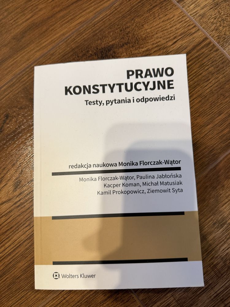 Prawo konstytucyjne pytania odpowiedzi i testy