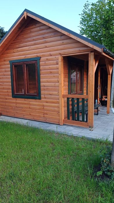 Sprzedam domek drewniany