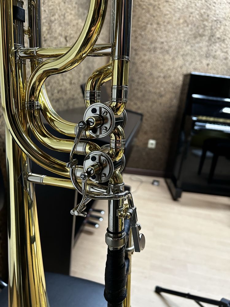 Trombone baixo Yamaha xeno ybl-830