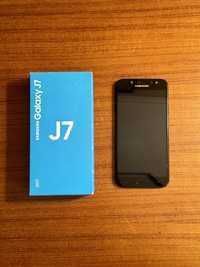 Смартфон Samsung Galaxy J7 (2017) 3/16gb