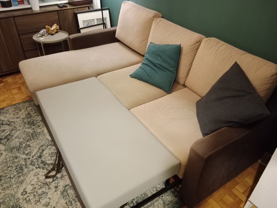 Kanapa narożnik sofa z funkcją spania z pojemnikiem na pościel beżowa