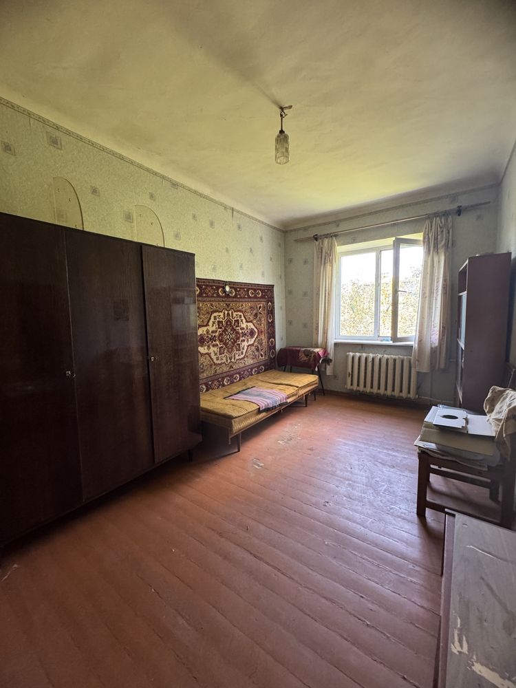 Продам Двухкомнатную квартиру у.Степана Тильги ост.Восход.
