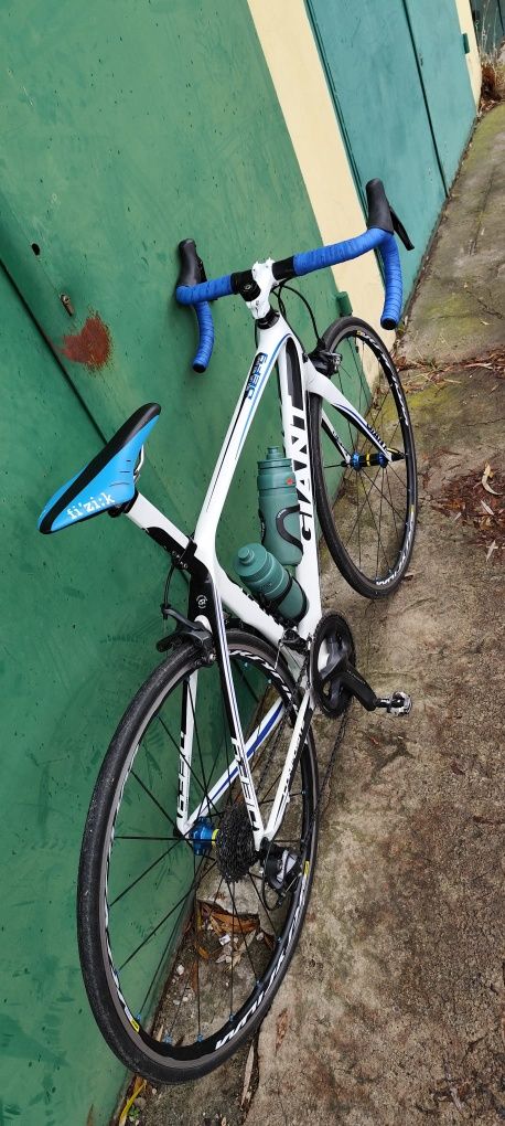 Rower szosowy Giant Defy Advanced 2x11 rM