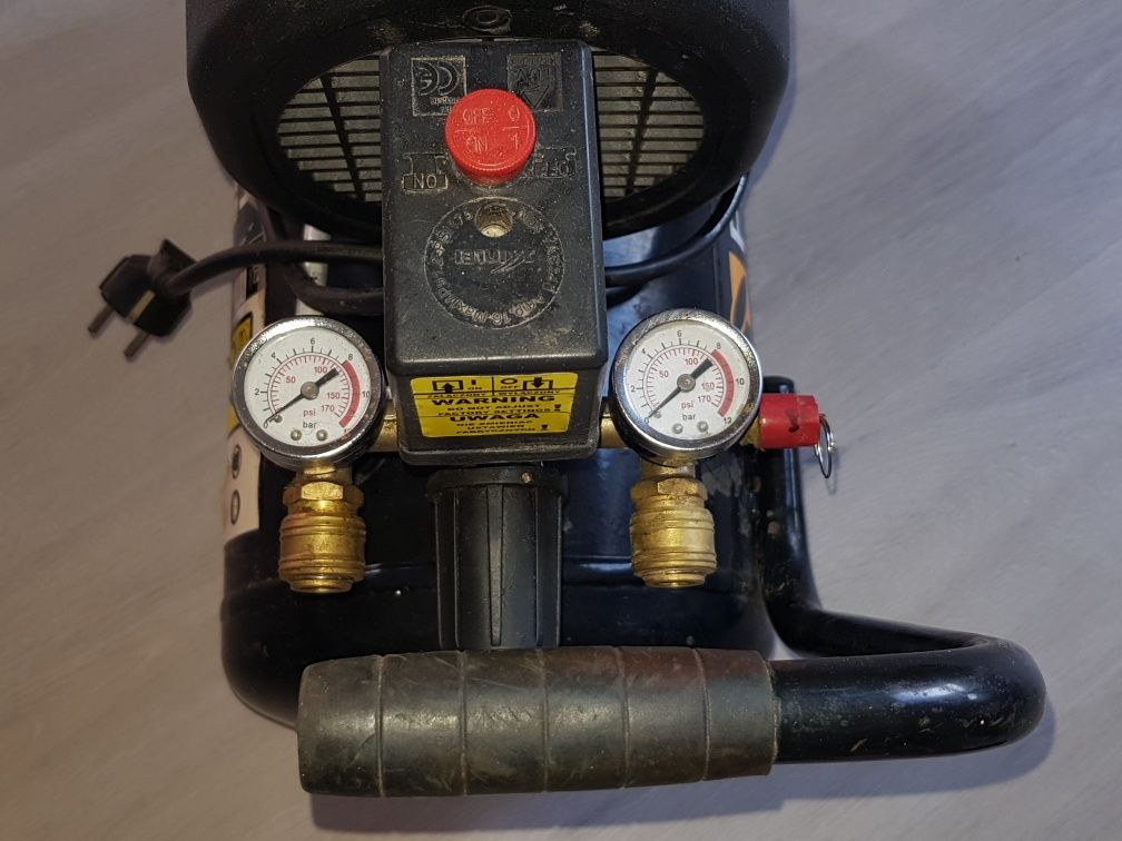 Kompresor olejowy Pansam 24 l 8 bar