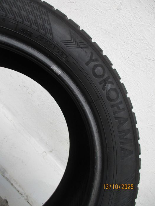 1x 205/55R16 Yokohama BluEarth 4S 7,6mm 23r.
