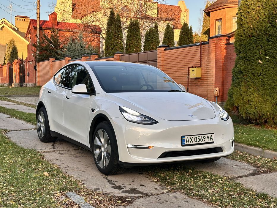 Tesla Model Y LONG RENG DUAL MOTOR Можливий обмін!