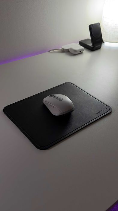 Logitech MX Anywhere 3S + Tapete de Pele SATECHI