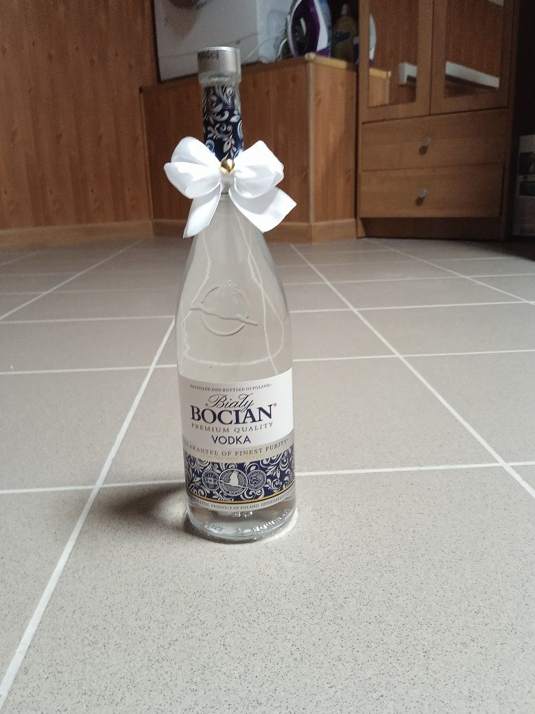 Kokardki na butelki /alkohol weselny - z serduszkiem