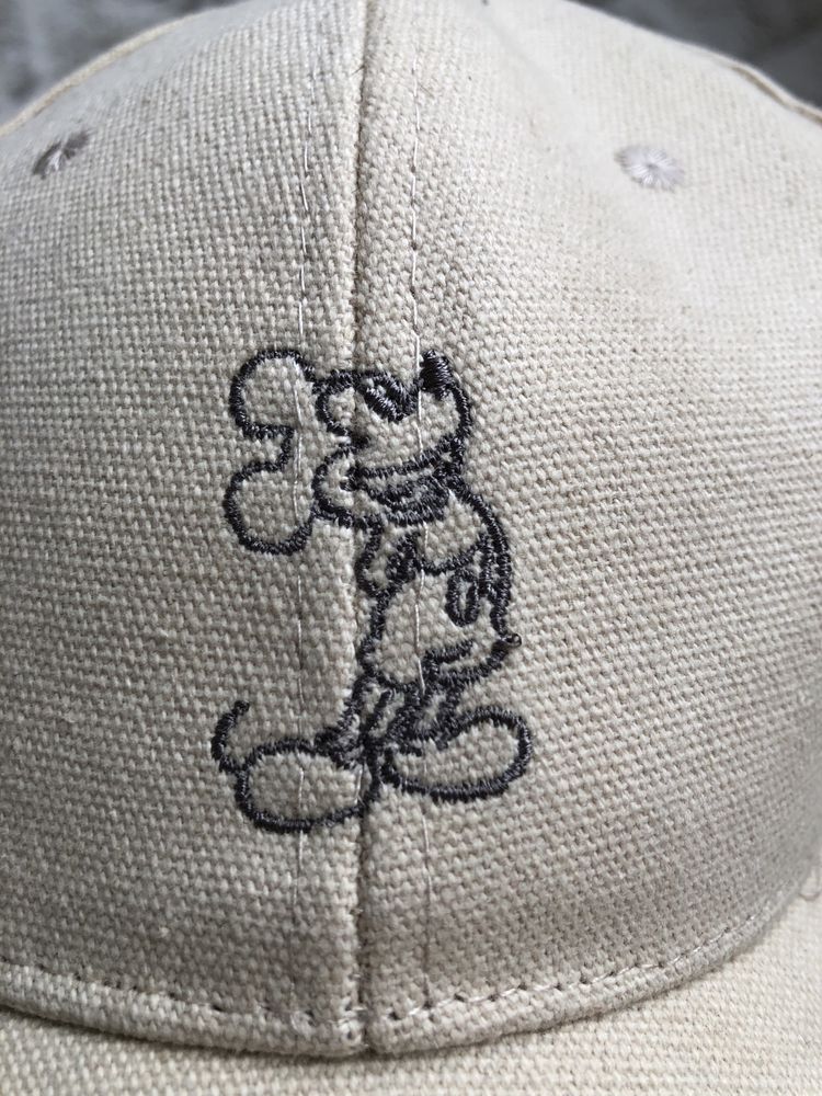DISNEY | Mickey Mouse красивая кепка от Sinsay бейсболка женская
