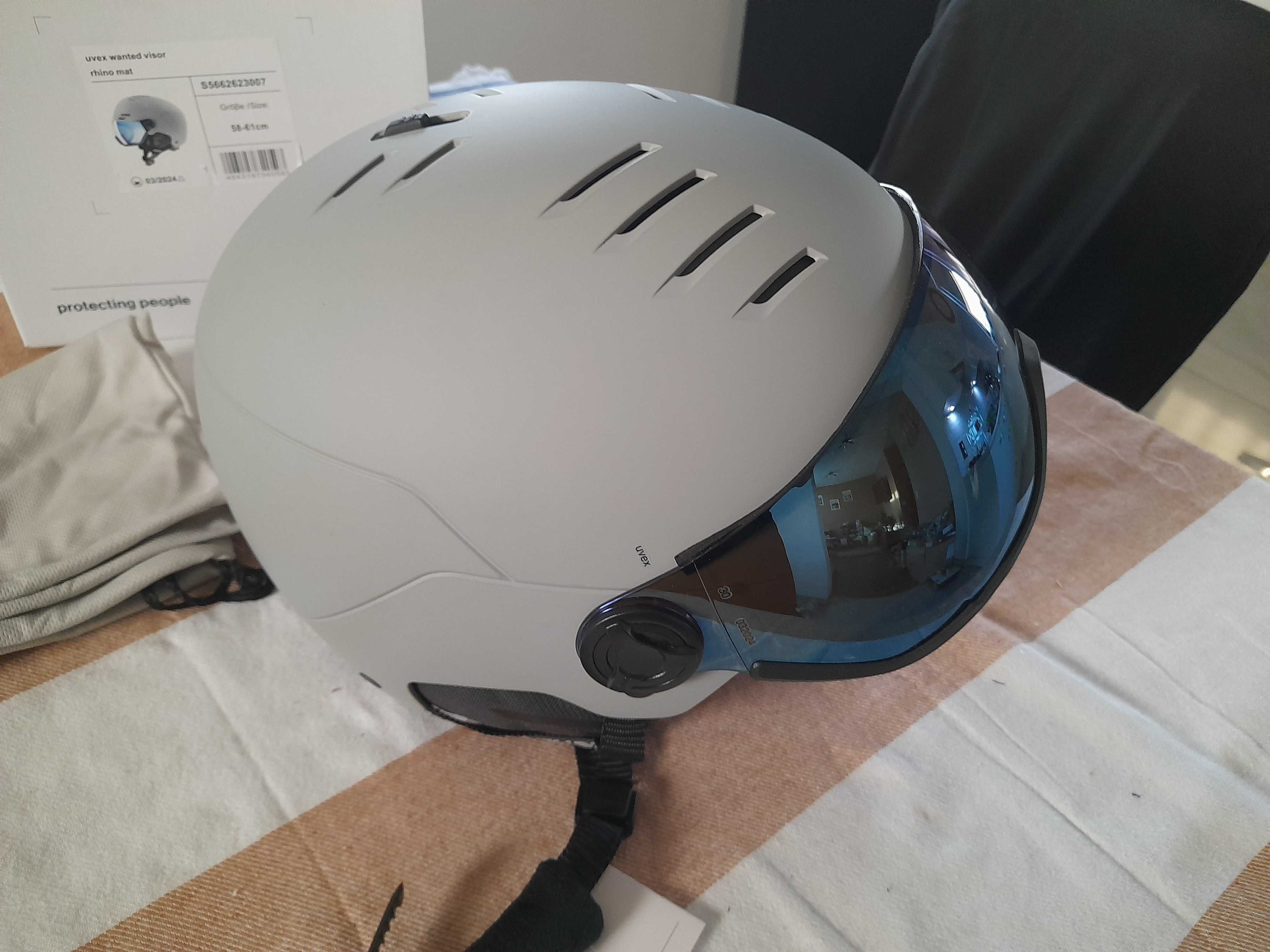 Kask narciarski Uvex Wanted Visor Rhino Mat L 58-61cm