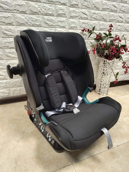 Автокрісло Britax Romer ADVANSAFIX i-Size Група 1/2/3 (9-36кг)