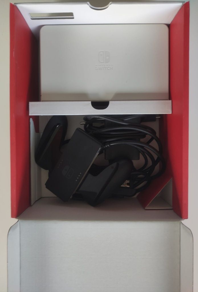 Nintendo Switch Oled como nova