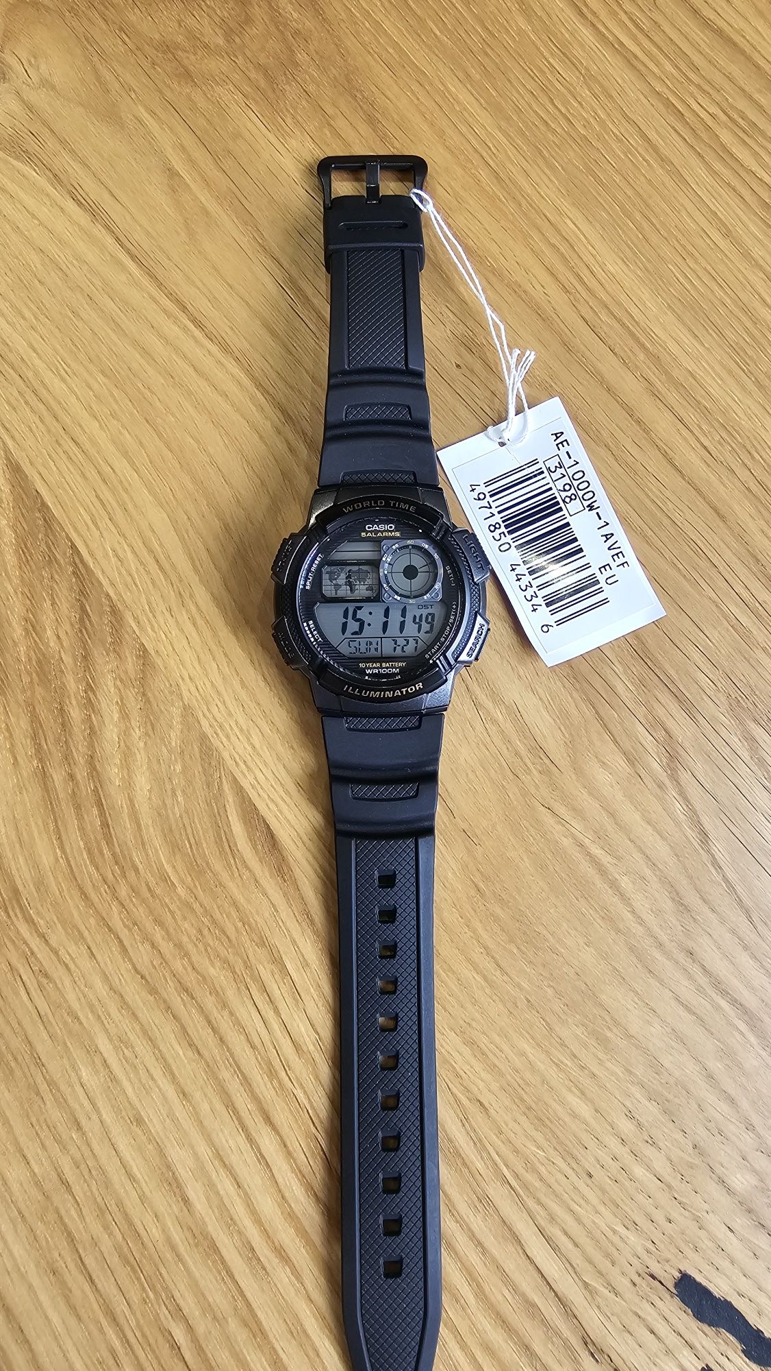 Casio AE-1000W-1AVEF