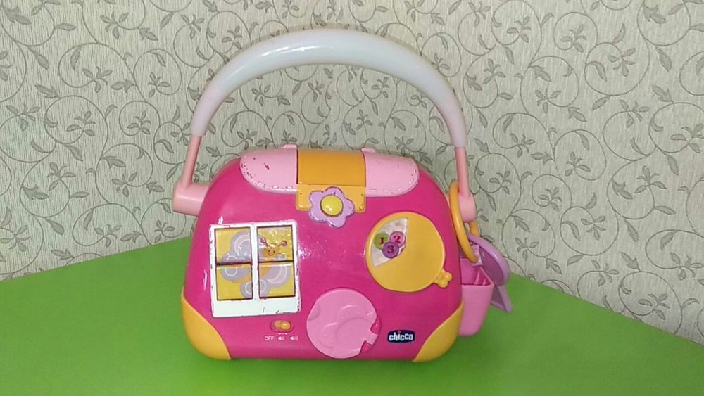 Музыкальная сумка chicco