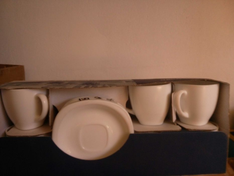 Serwis kawowy dla 6 osób 12 el biały 220 ml Carine LUMINARC